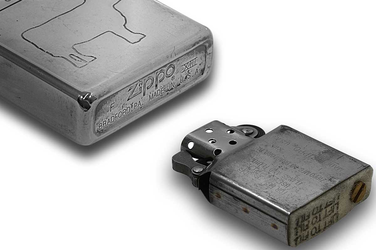 Zippo ジッポー 中古・Paul Smith ポール・スミス 箱なし 保証書なし 傷あり 1997年製造  Cow メール便可